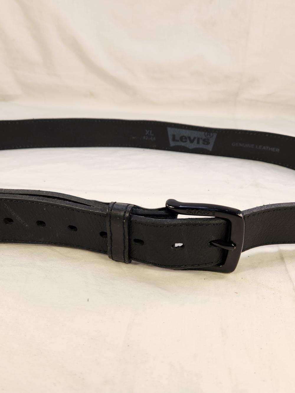 VINTAGE LEVIS MEN BELT BUCKLE BLACK LEATHER SIZE XL 42-44